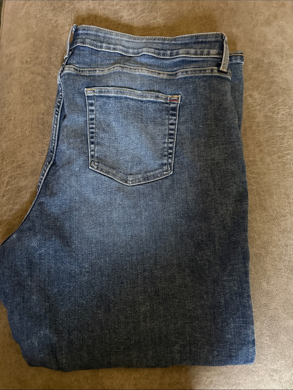 Edgely Relaxed Straight Jeans